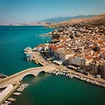 Pensjonat & Old Town Pag