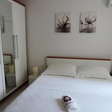 Pensionat & Old Town Pag Pag Town