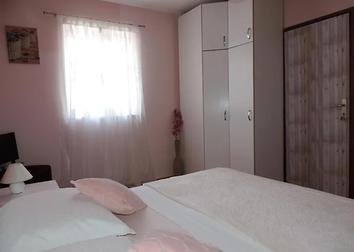 & Old Town Pag Gasthof