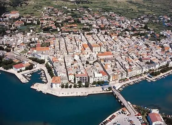 & Old Town Pag Gasthof