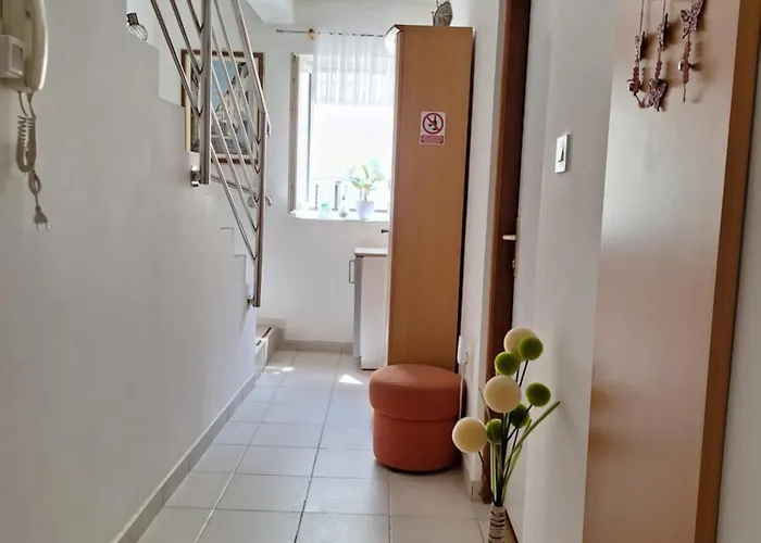 게스트하우스 & Old Town Pag 3*