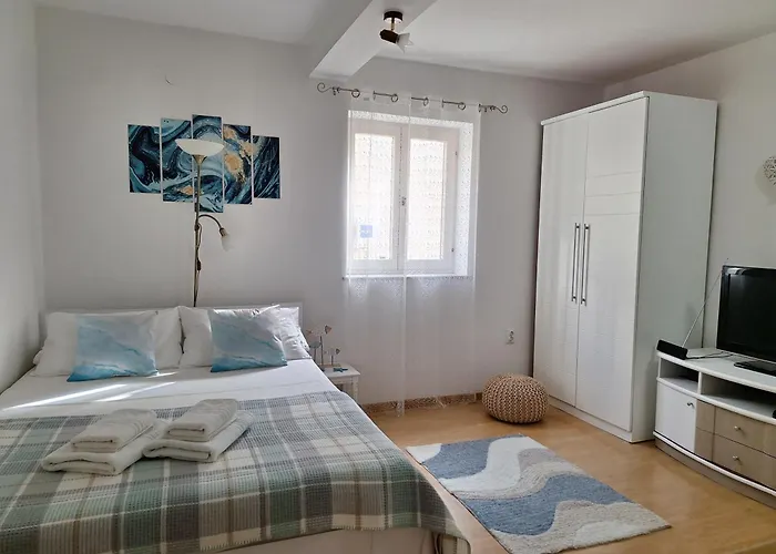 Gasthof & Old Town Pag 3*