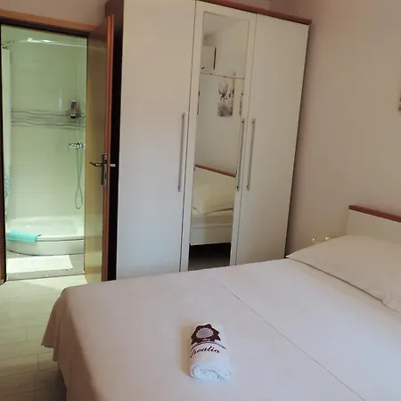 Vendégház & Old Town Pag