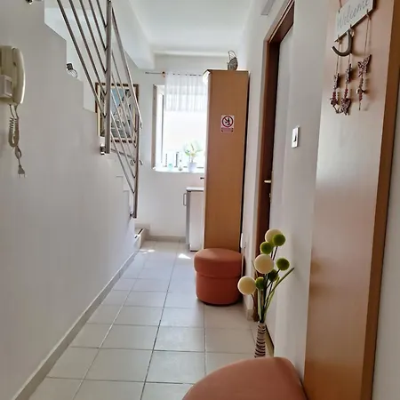 Vendégház & Old Town Pag 3*