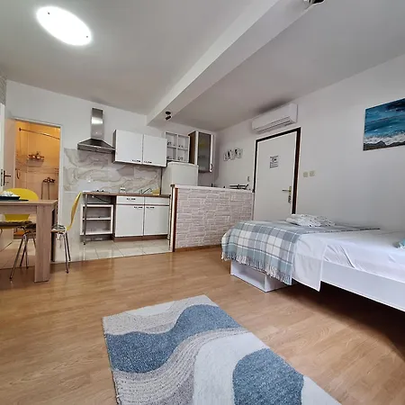 Vendégház & Old Town Pag