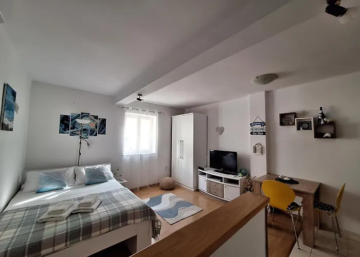 & Old Town Pag Gostinjska kuća Pag Town